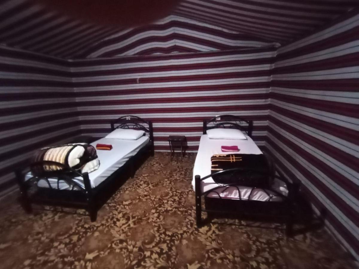 Zarb Desert Camp ワディ ・ラム エクステリア 写真