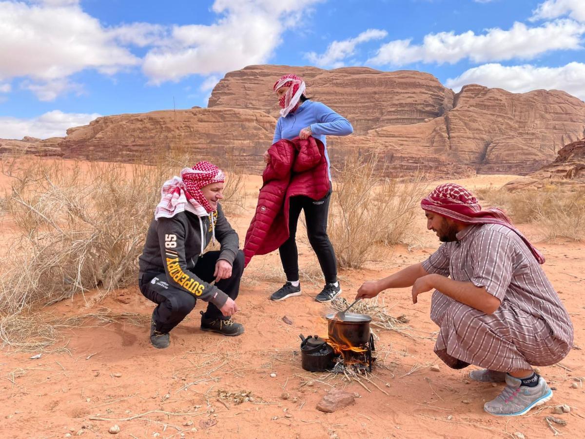 Zarb Desert Camp ワディ ・ラム エクステリア 写真