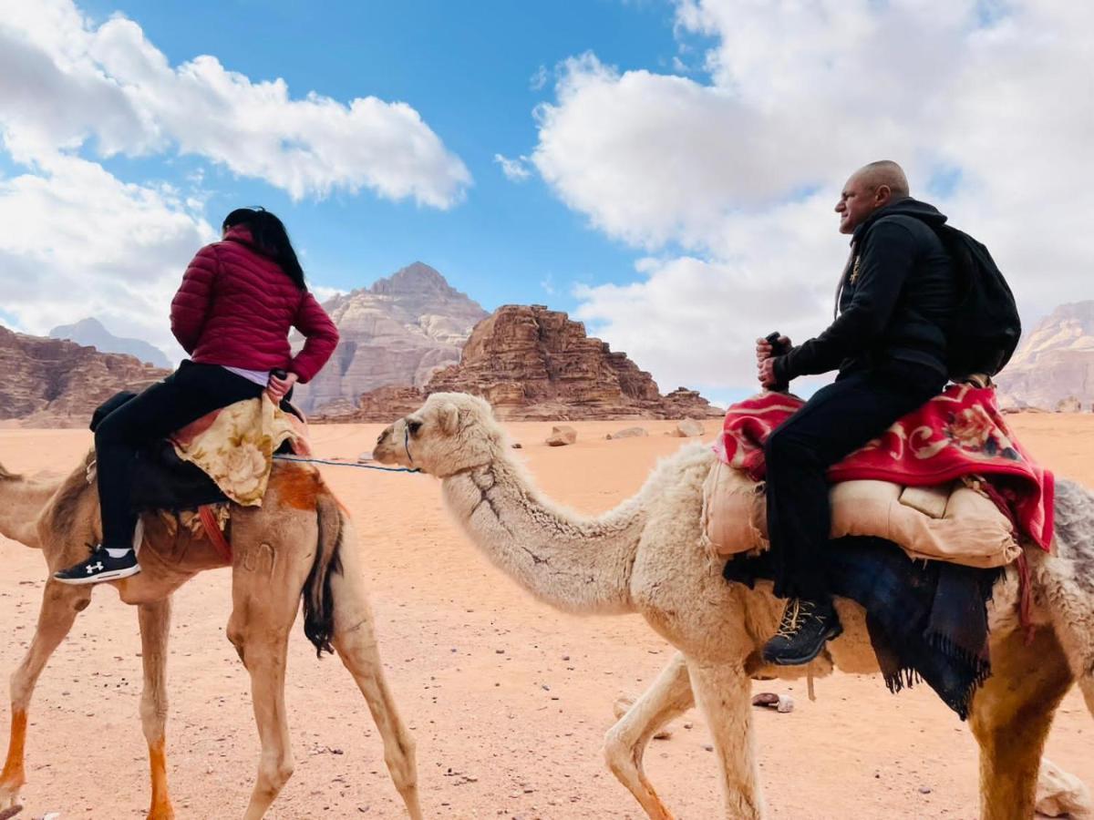 Zarb Desert Camp ワディ ・ラム エクステリア 写真