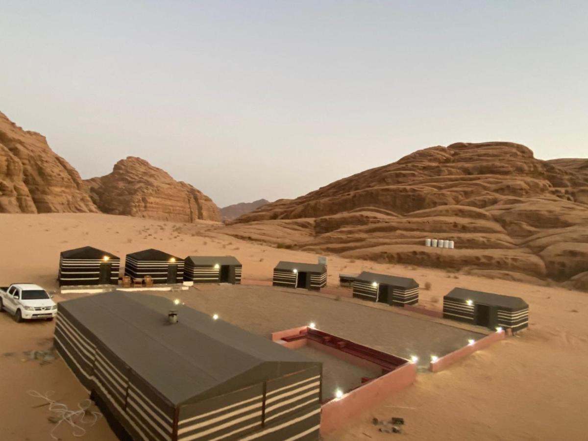 Zarb Desert Camp ワディ ・ラム エクステリア 写真