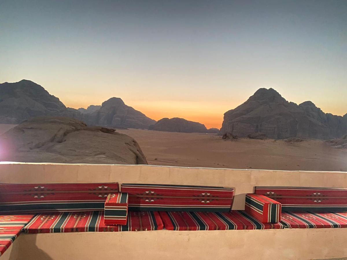 Zarb Desert Camp ワディ ・ラム エクステリア 写真