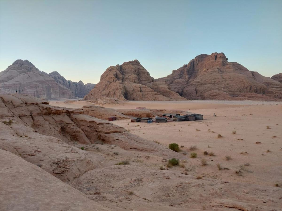 Zarb Desert Camp ワディ ・ラム エクステリア 写真