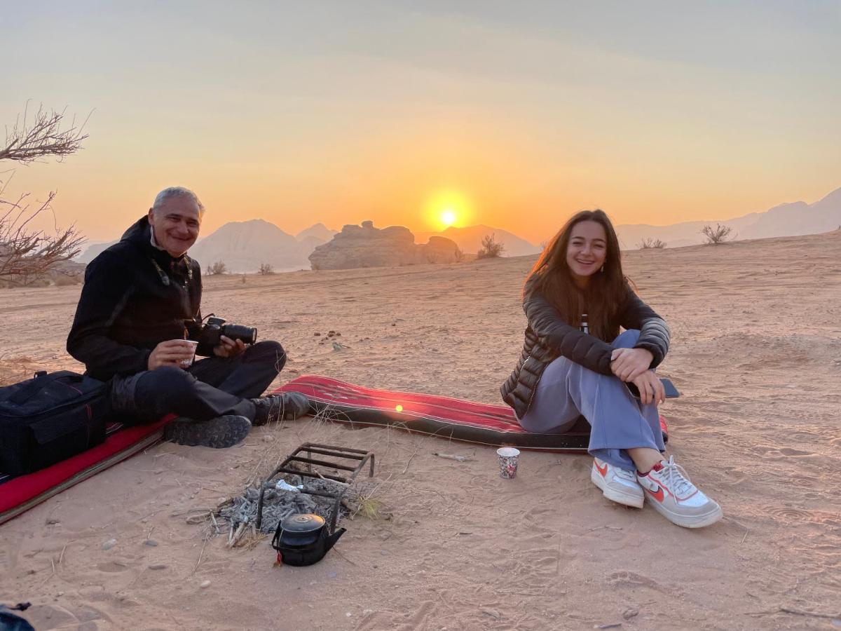 Zarb Desert Camp ワディ ・ラム エクステリア 写真